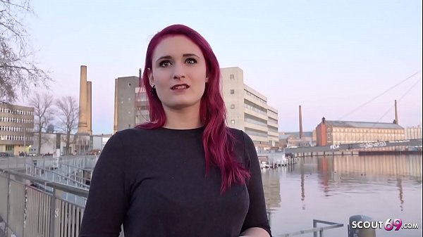 GERMAN SCOUT – Rothaarige Studentin Melina bei Strassen Casting fuer Geld gefickt